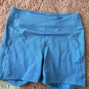 Outdoor Voices Warm Up Short Size L